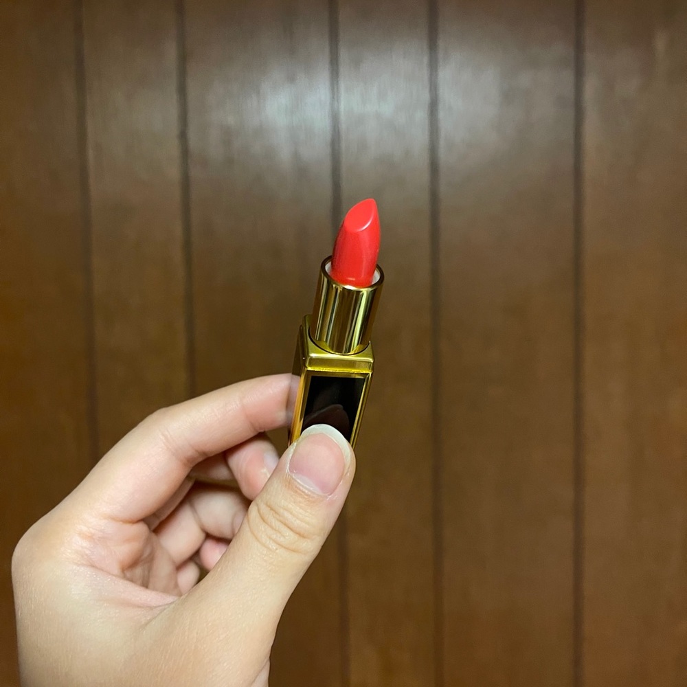 Tom ford mini lipstick 09 true coral